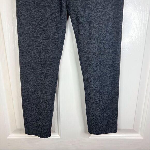 Beyond Yoga Womens Space Dye Cropped Leggings Size Small Compression Athletic - Picture 4 of 7